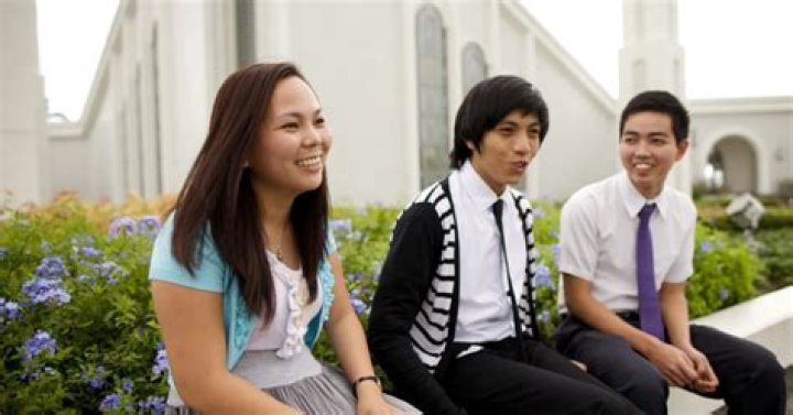 LDS teens stand out in survey on religion