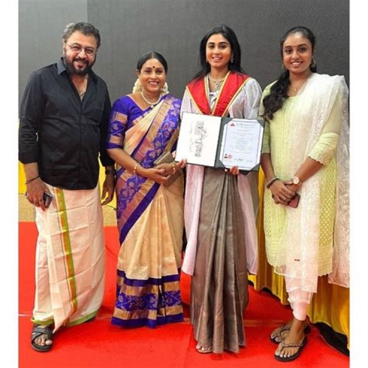 Saranya Ponvannan – Biography, History, Age, Weight, Height, Relationships